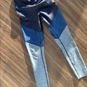 Outdoor voices leggings